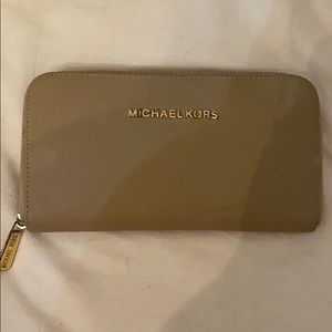 Michael Kors wallet